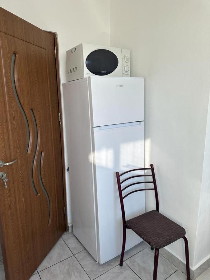Velovan Apartment Craiova Bagian luar foto